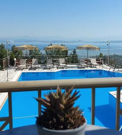 Ξενοδοχείο Semiramis 2*