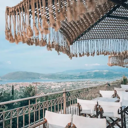 Semiramis Φρύνι