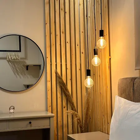 Semiramis Φρύνι