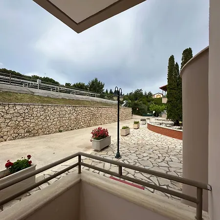 Semiramis Φρύνι