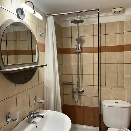 Semiramis Hotel 2*