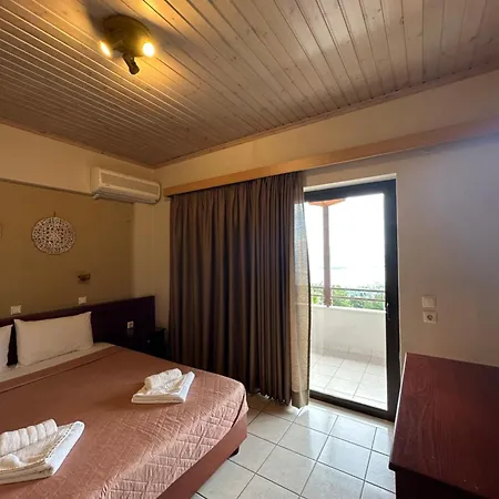 Hotel Semiramis Frínion